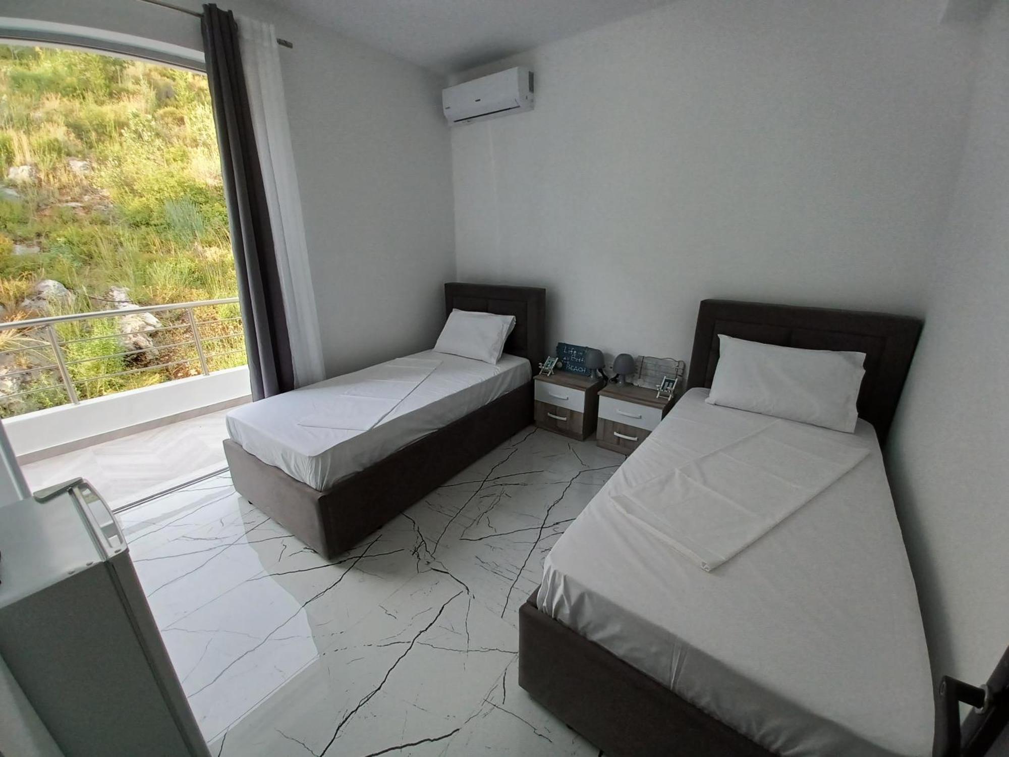 Ionian Pearl Appartement Dhërmi Buitenkant foto